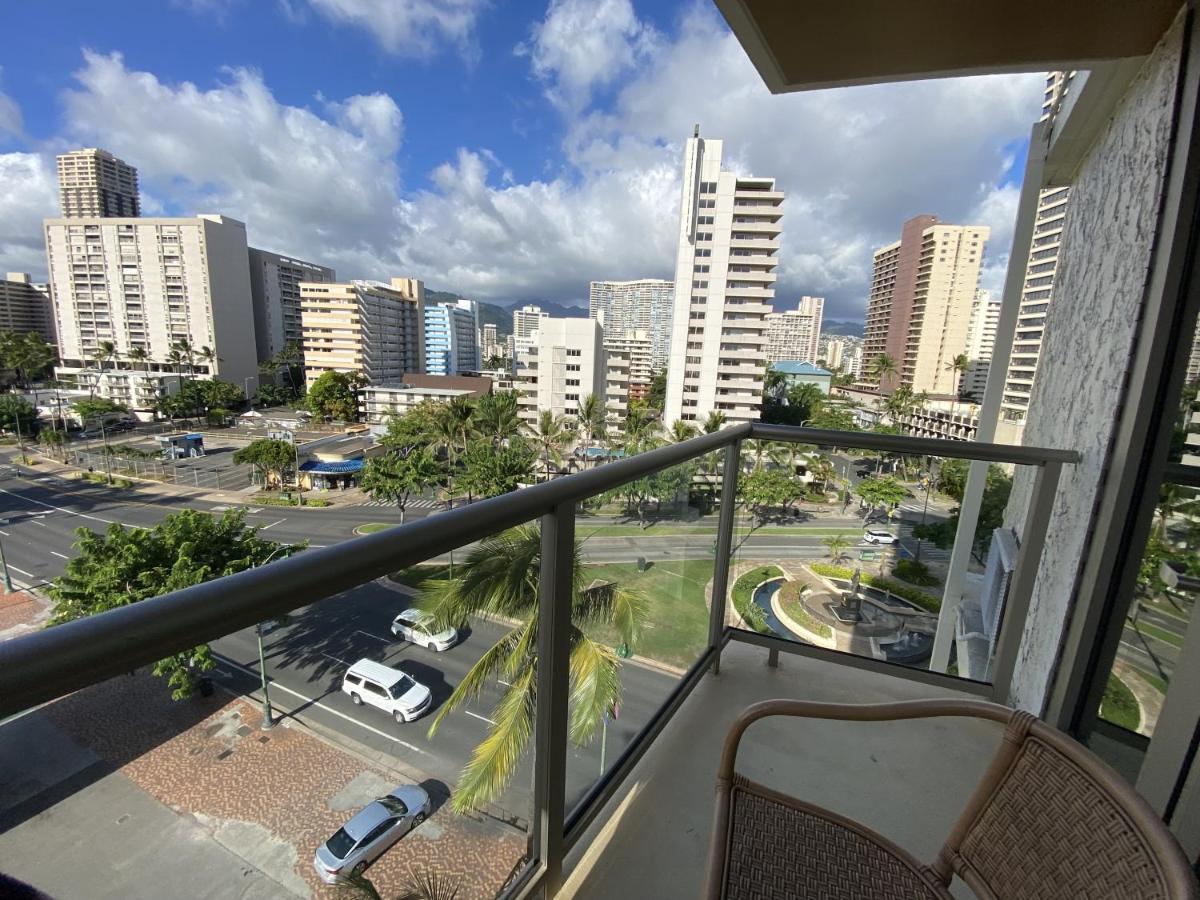 Luana Waikiki 520 Condo ホノルル エクステリア 写真