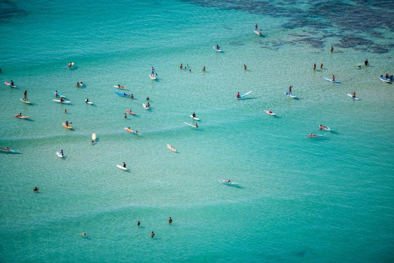 Luana Waikiki 520 Condo ホノルル エクステリア 写真